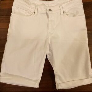 Levi's Women's White Jean Shorts size 30